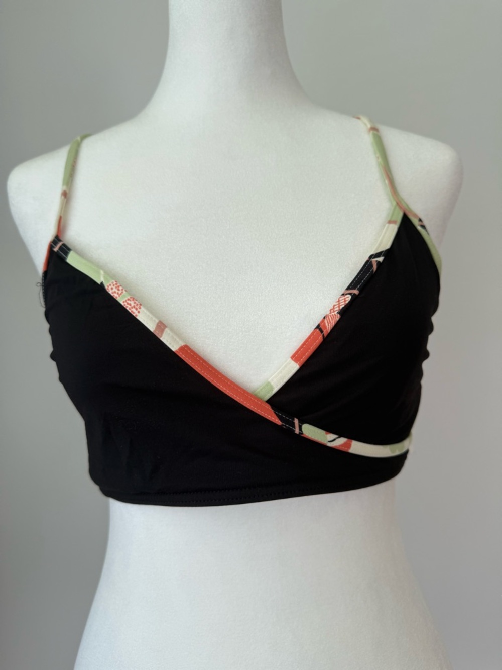 Calvin Klein Swim Surplice Bikini Top Black Printed Trim Size L New